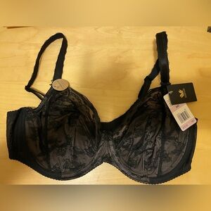 NWT WACOAL Elegant Black Lace Bra size 38D